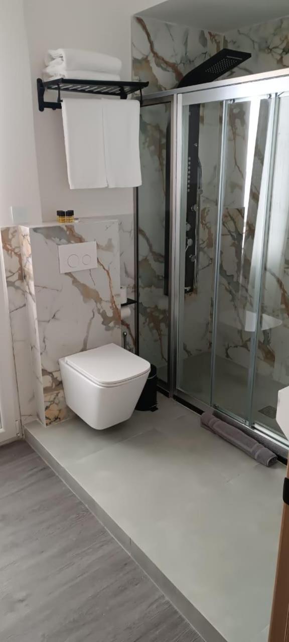 Celia Residence Athens Ngoại thất bức ảnh